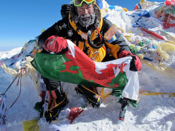 Parks to climb Everest for science