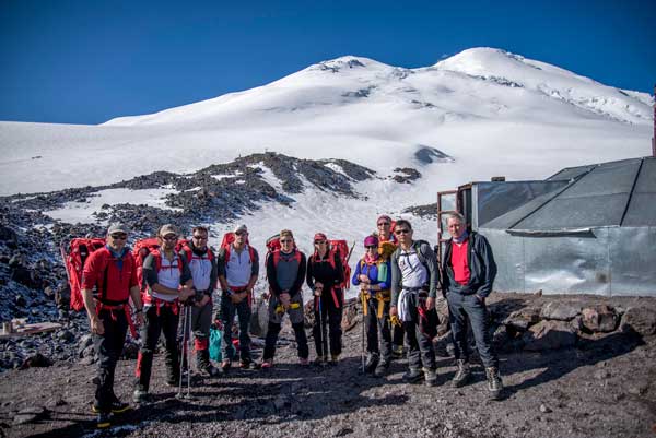 Elbrus ’13 team complete traverse